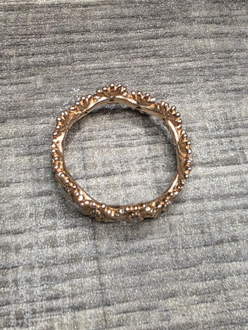 Pandora authentic daisy